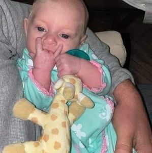 Meet your Posher, Johnette